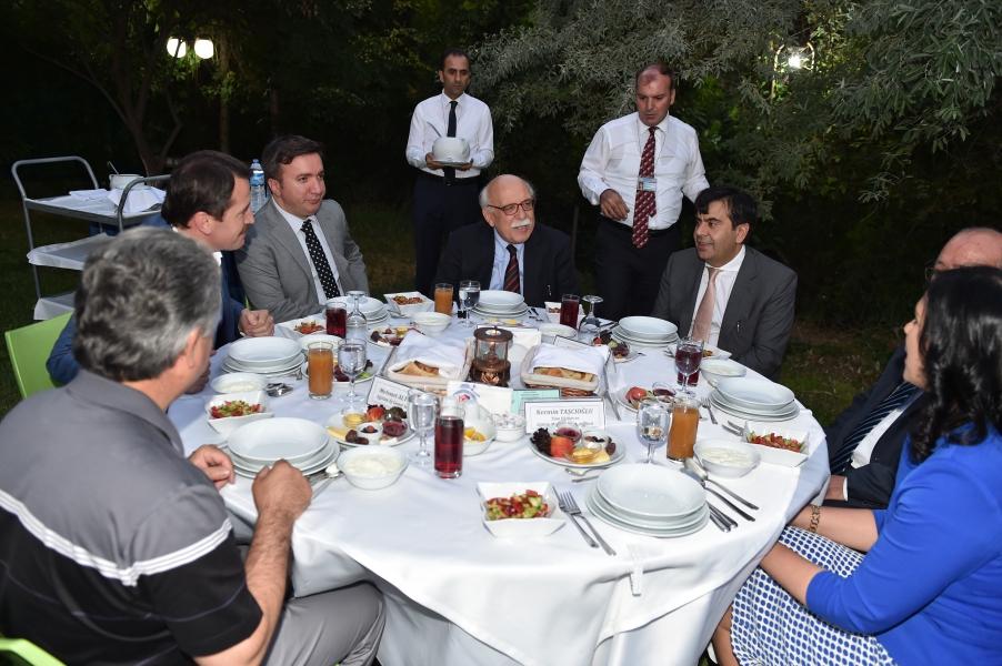 Minister Avcı meets with education trade unions at iftar dinner