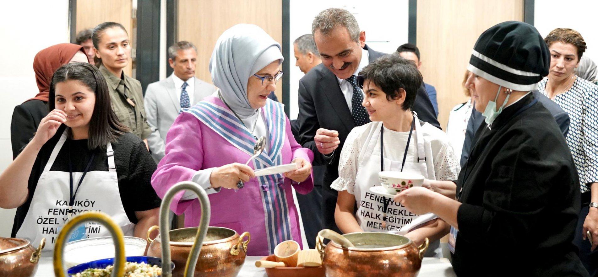 EMİNE ERDOĞAN AND MINISTER ÖZER INAUGURATED TÜRKİYE'S FIRST PUBLIC EDUCATION CENTER FOR DISABLED ADULTS