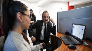 MINISTER OZER VISITED MEBIM ON THE LAST DAY OF THE YEAR AND ANSWERED THE CALL OF A STUDENT